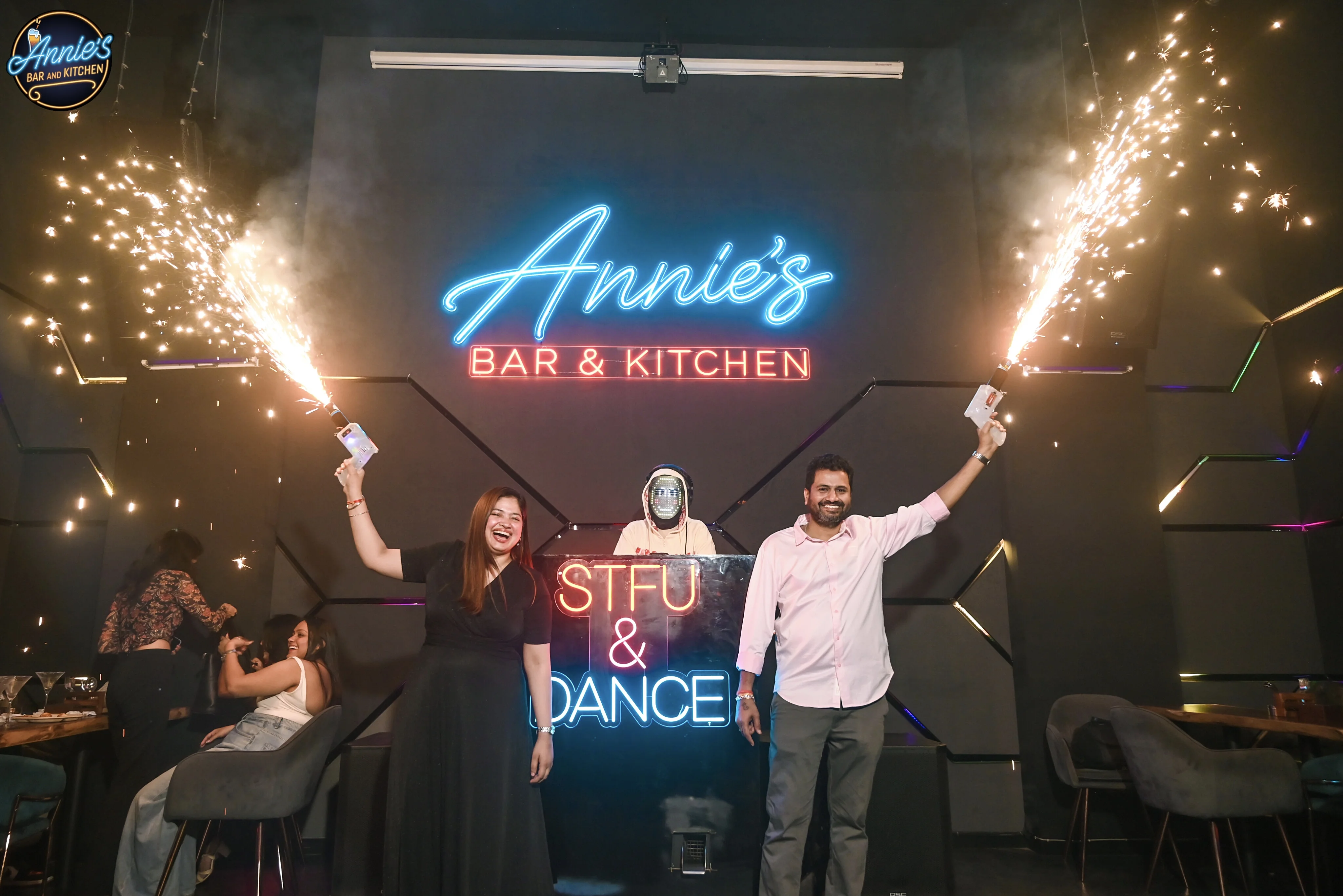 Annie’s Bar & Kitchen: Where Vibes Meet Flavor in Pune